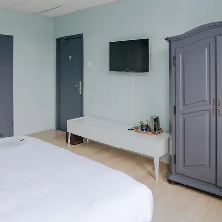 Room11 Hotel